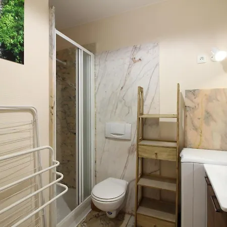 T2 Au Coeur Du Mont-dore Avec Balcon Ensoleille - Fr-1-608-57 Apartment *